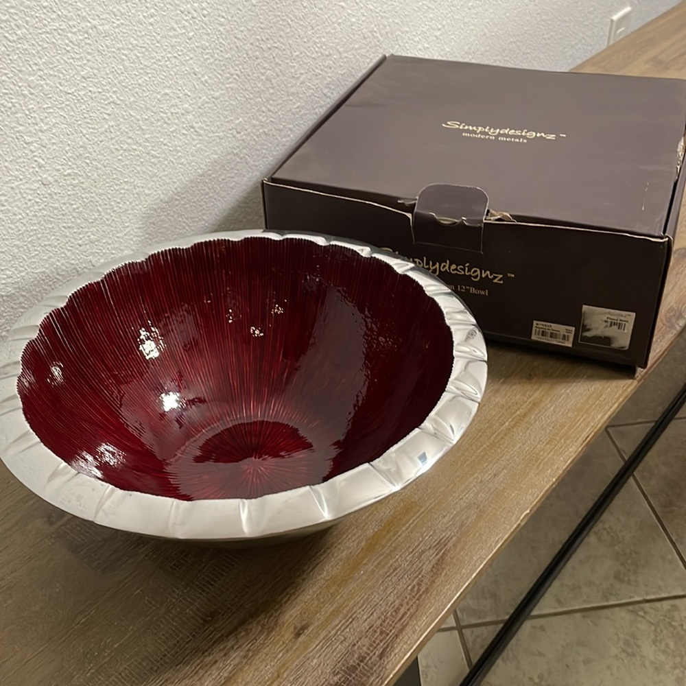 New SimplyDesignz Red and Silver Fluted Edge Bowl 12"